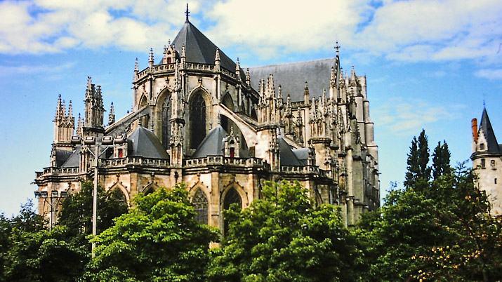 Kathedrale St-Pierre-et-St-Paul